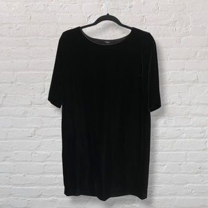 Aritzia Babaton Black Velvet Mini Dress with Sleeves Crew Neck